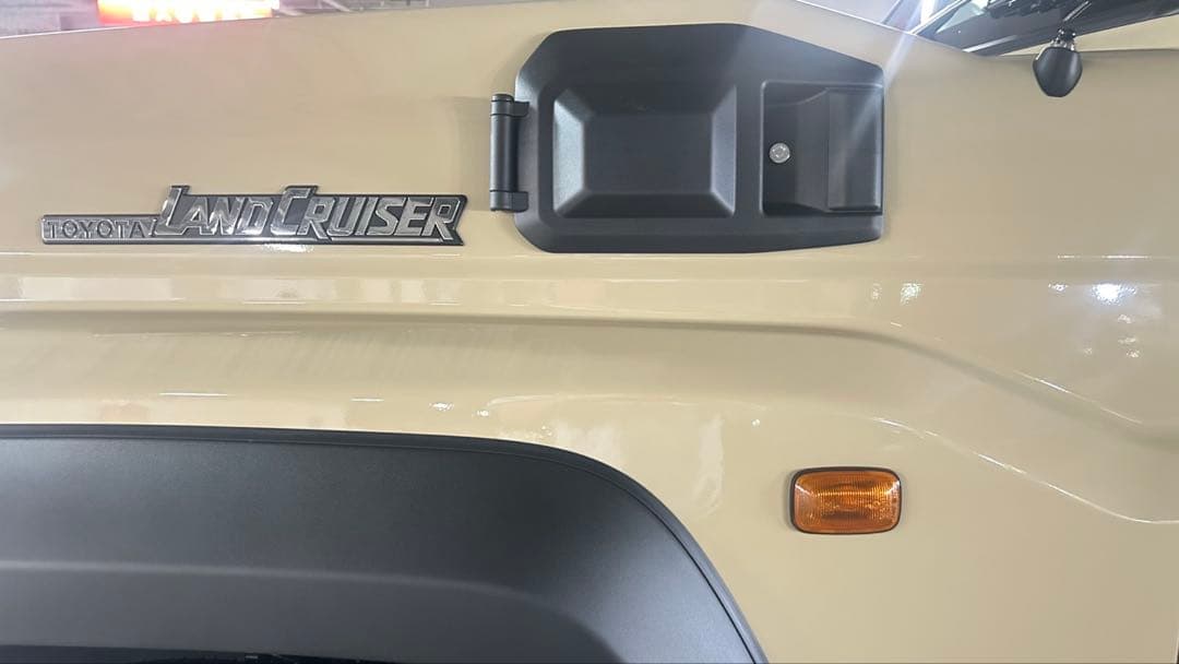 再再販ランクル70 GDJ76 セキュリティキー付リッドカバー 新型70