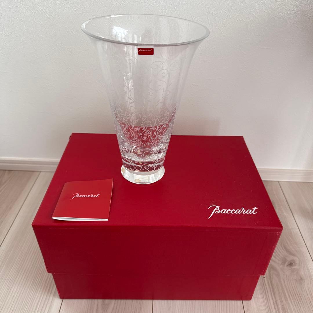 新品未使用　バカラ　花瓶 アンティークバカラ花瓶エグランティエ豪華な希少アールヌーヴォー期作品