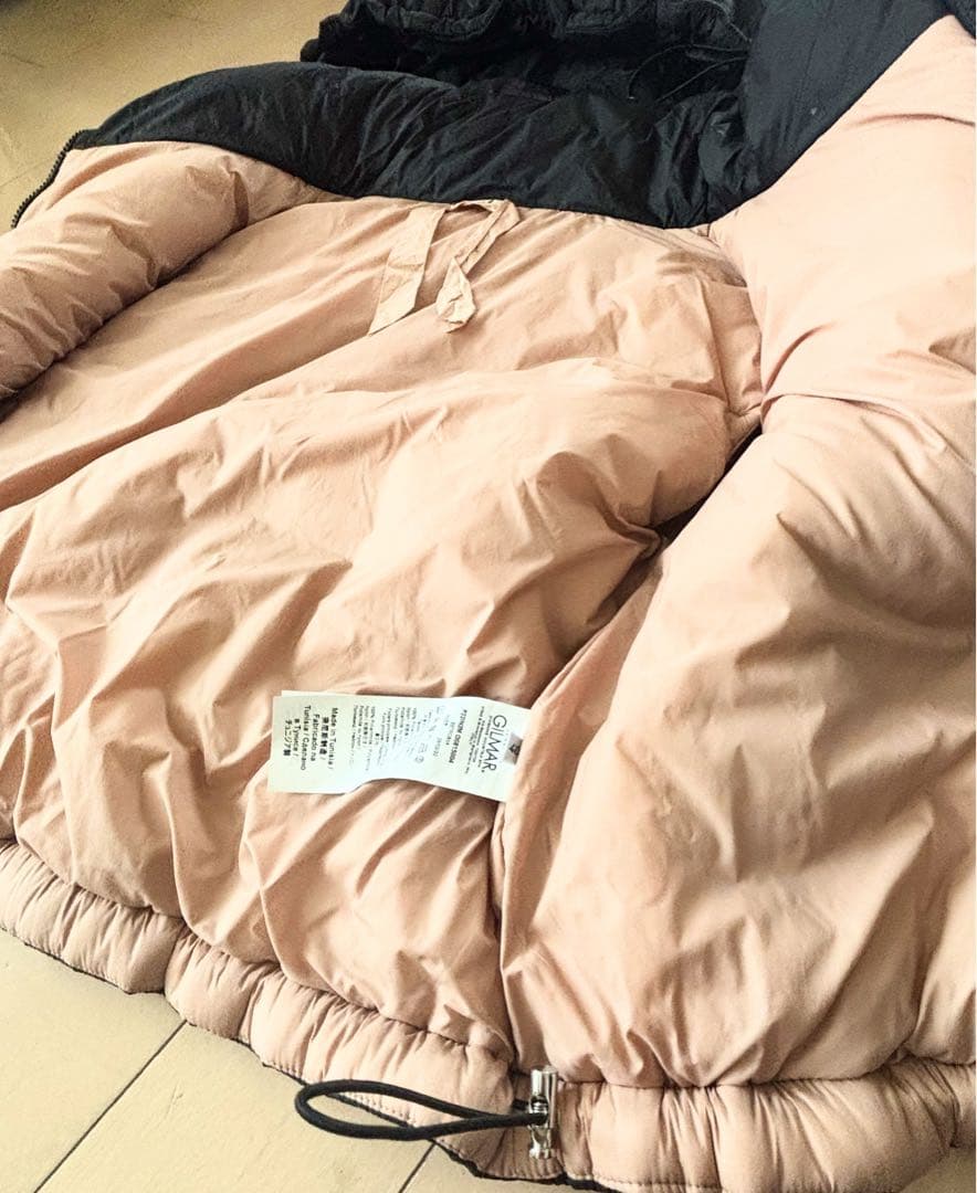 N°21☆ヌメロヴェントゥーノ☆ロゴパッチデザインダウンベスト - メルカリ