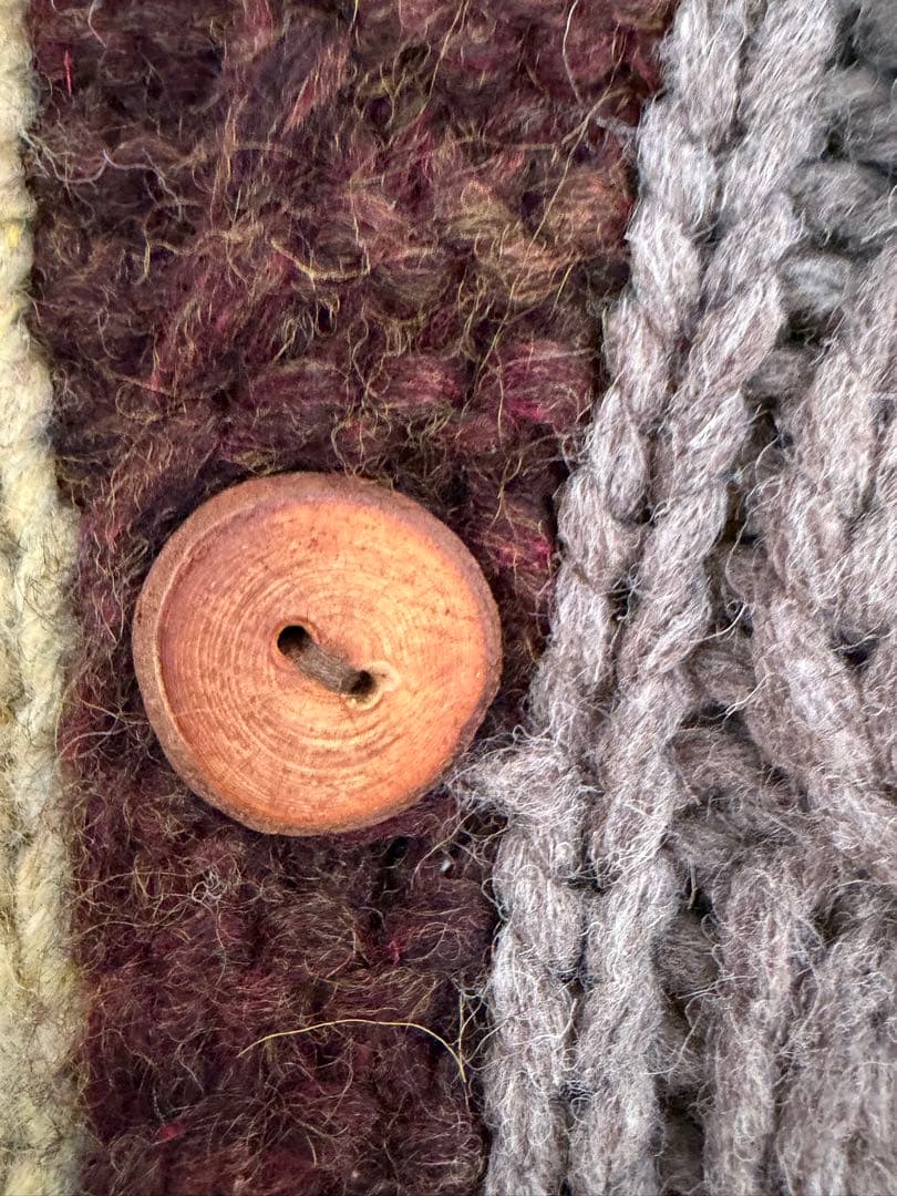 カウチンセーター KANATA ケーブル編みカーディガン ろーぐす - メルカリ