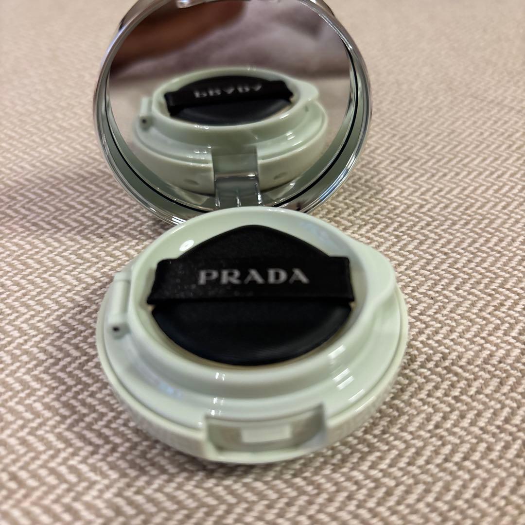 PRADAリヴィールメッシュクッションファンデーションLN10 ミニサイズ5g