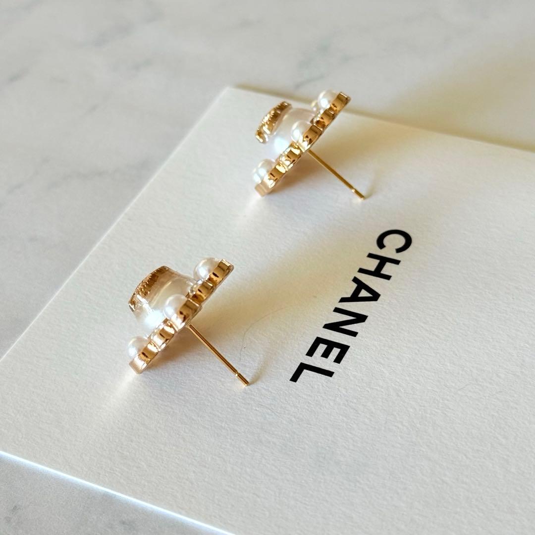 CHANEL ヴィンテージ ボタン パール クリスタル フラワー ピアス