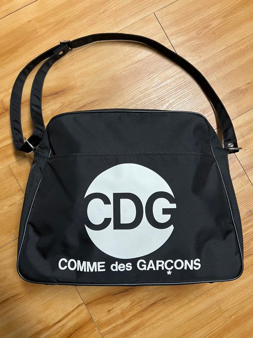 COMME des GARÇONS ショルダーバッグ　黒　CDG COMME des GARCONS（コムデギャルソン） CDG スモール ショルダー