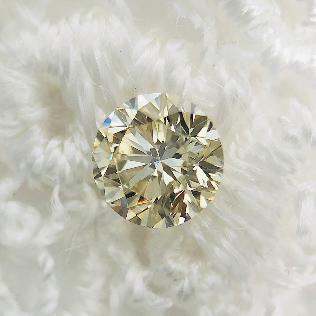 アクセサリー 0.233ct Very Light Brown Yellow VS-2 GD