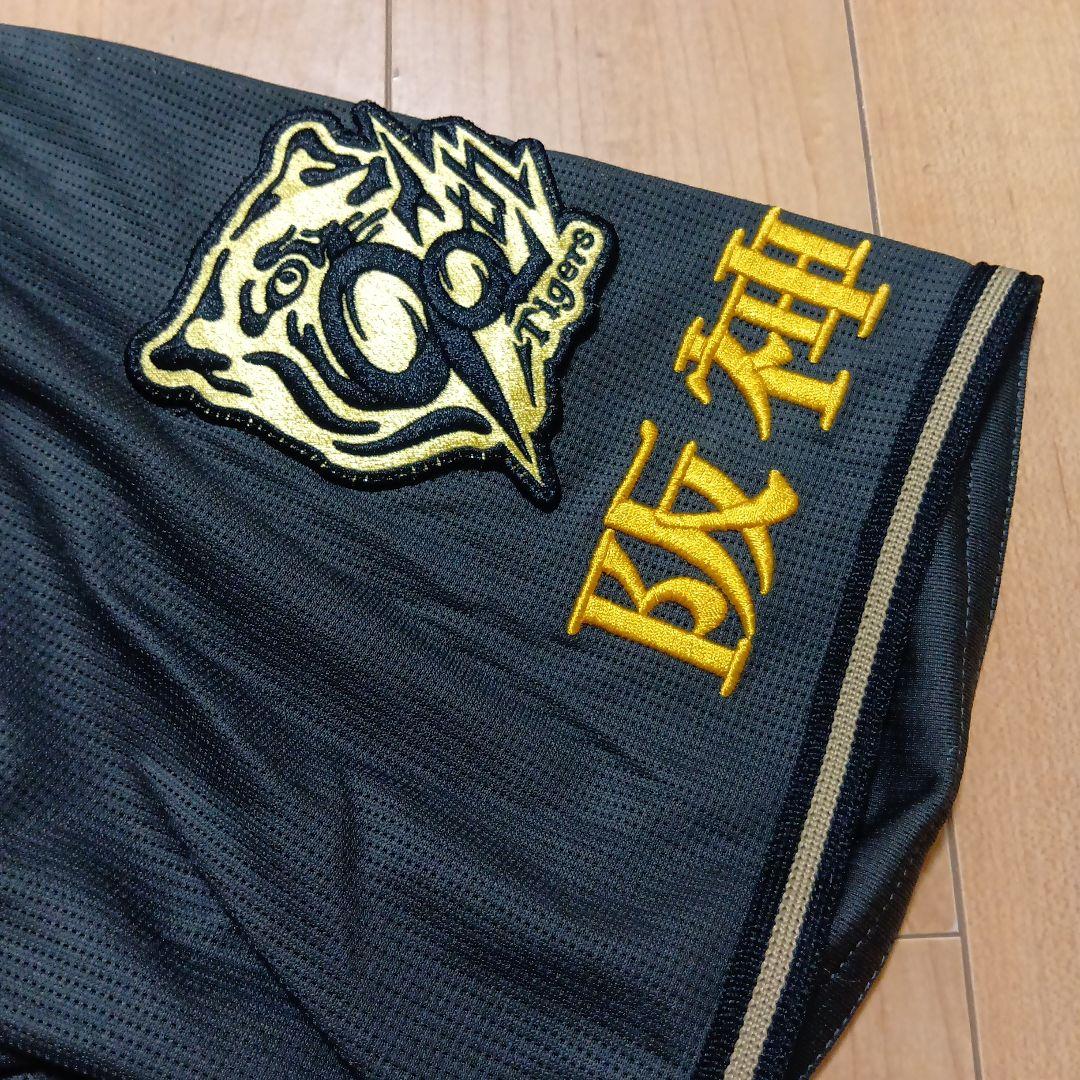 新品 阪神 佐藤輝明 B-luck Dynamite レプリカユニフォーム M - メルカリ