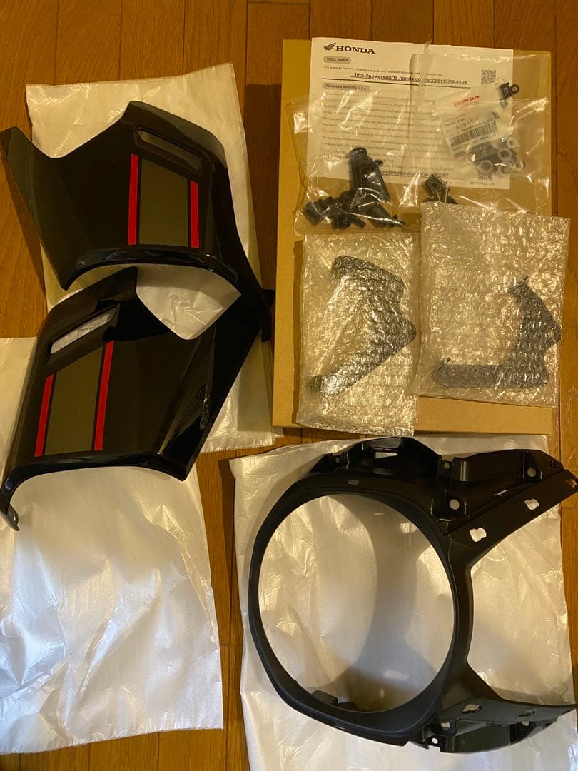 HONDA CB1000F 純正ヘッドライトカウル 新品 黒/赤 - メルカリ