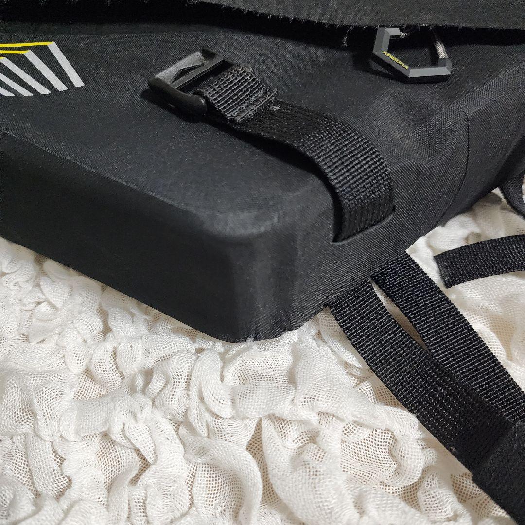 アピデュラ レーシング フレームバック 2.4L