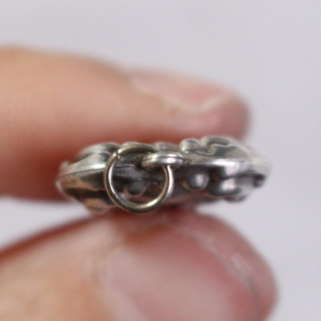 40s スウィートハートジュエリー WW2 シルバー チャーム 渦巻 唐草 波