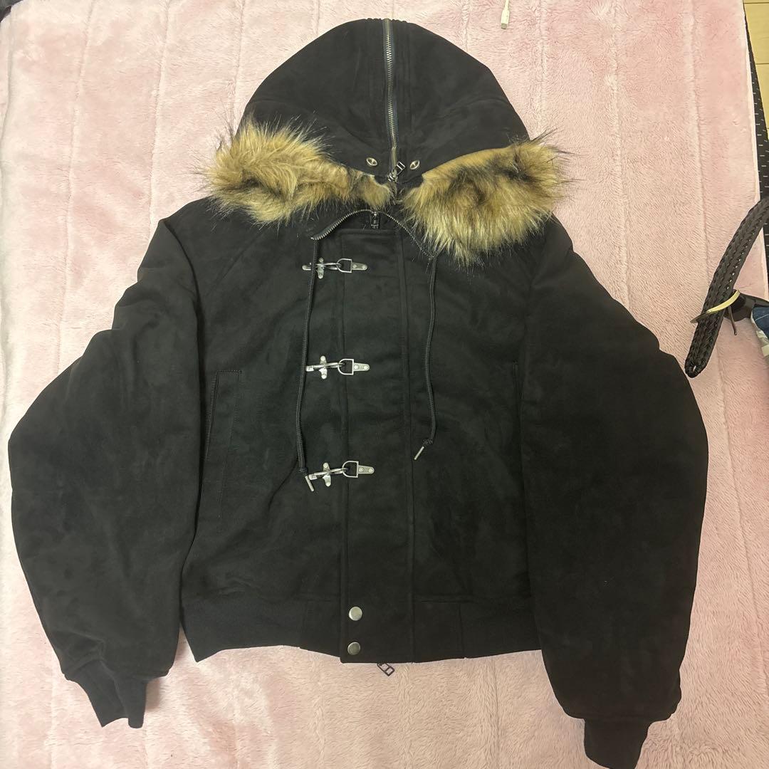 破格‼️CLELの即完売した大人気商品のN2Bになります