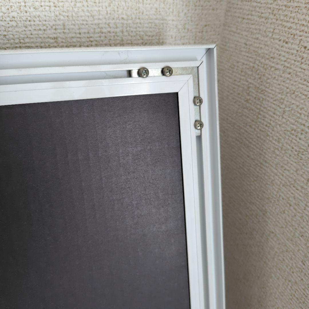 トーマスマックナイト ベネチアンラグーン 白フレーム - メルカリ