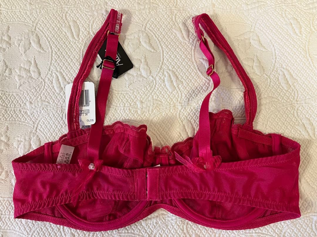 《Aubade 》新品タグ付/フリル&ラメ ブラジャー&タンガセット