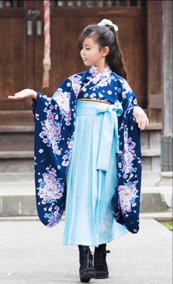 110袴　キャサリンコテージ　紺×水色　ゴム紐おまけ　卒園式と七五三に 送料無料【卒服最終セール超目玉】着付け簡単袴セット 小学校 卒業式