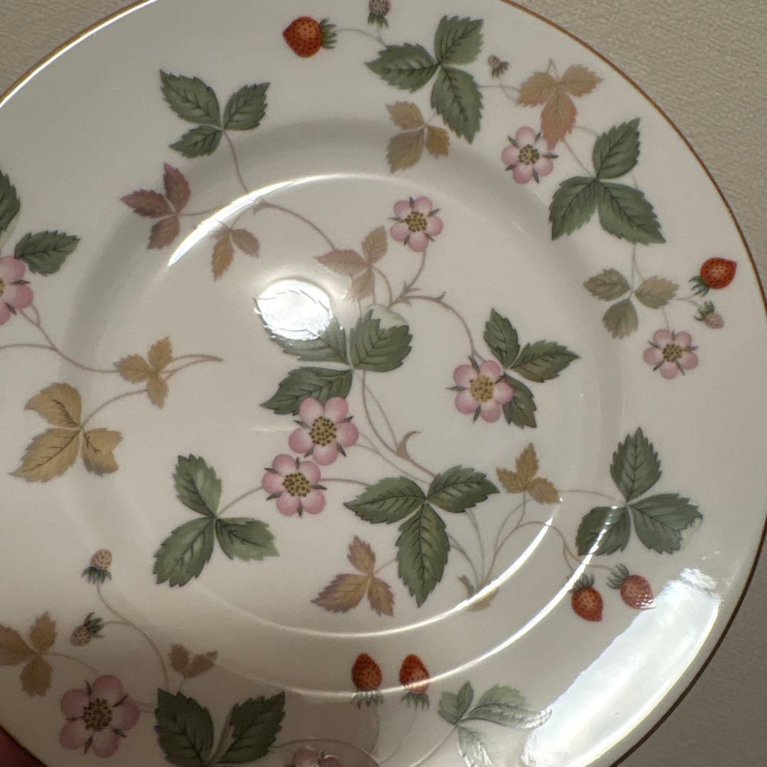 ウェッジウッド　ワイルドストロベリー　デザートプレート　15.5cm