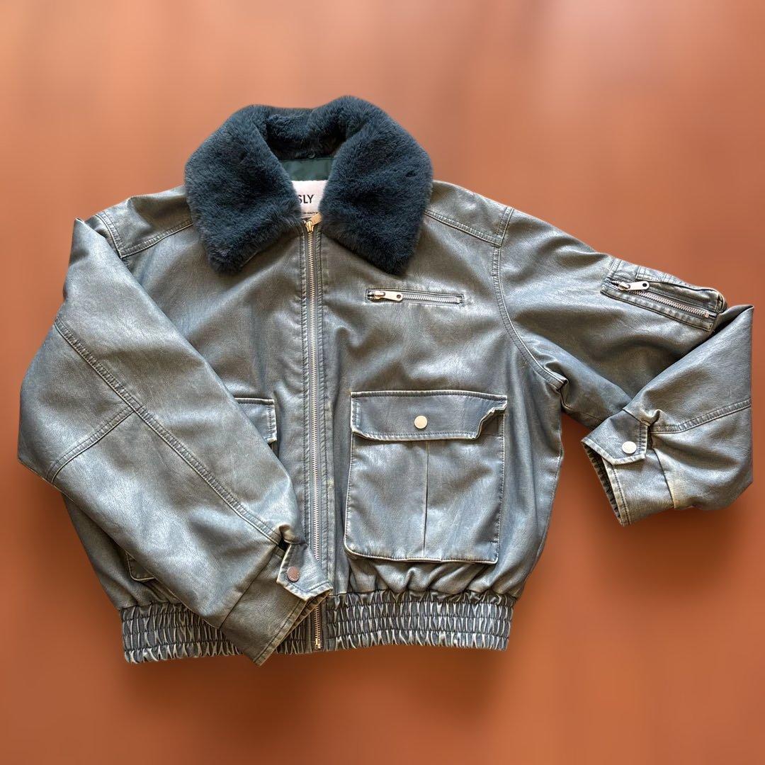 る*る様 【SLY】フェイクレザーブルゾン　ライトブルー　ファー取外可能 る*る様 【SLY】フェイクレザーブルゾン ライトブルー ファー取外可能
