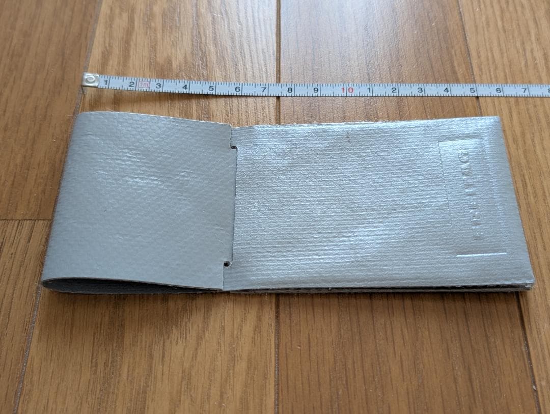 FREITAG フライターグ バッグタグ グレーっぽいシルバー 非売品 美品