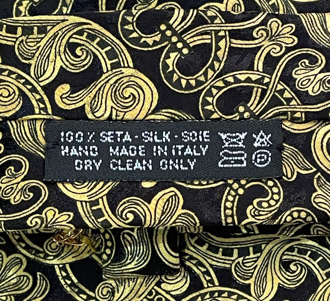 Brioni ブリオーニ 黒と金のネクタイ - メルカリ