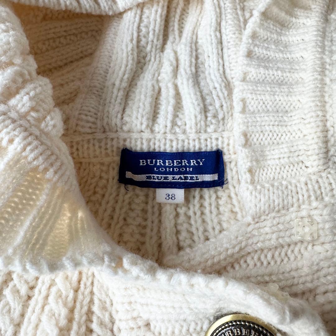 希少✨バーバリーブルーレーベル ケーブルニット ポンチョ ロゴボタン