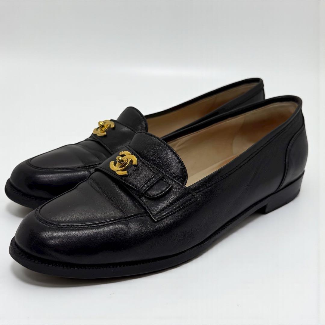美品　CHANEL ターンロック　ローファー CHANEL - CHANEL ターンロック ローファー 34サイズ レアの通販 by