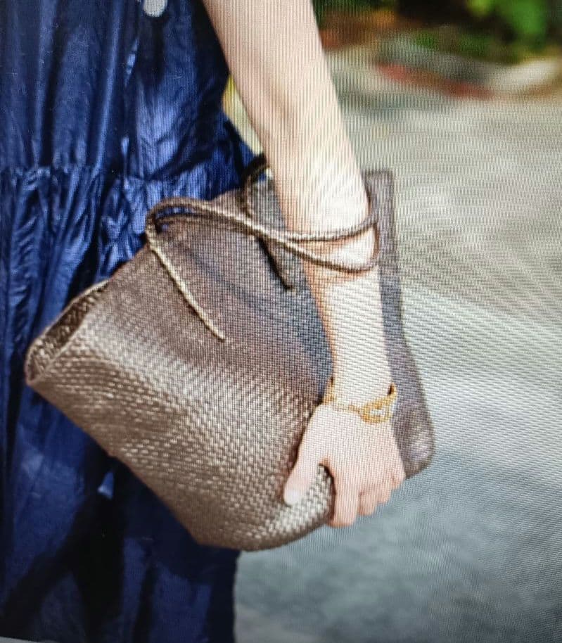 ヨーガンレール メッシュバッグ赤 編み込みデザイン トートバッグ