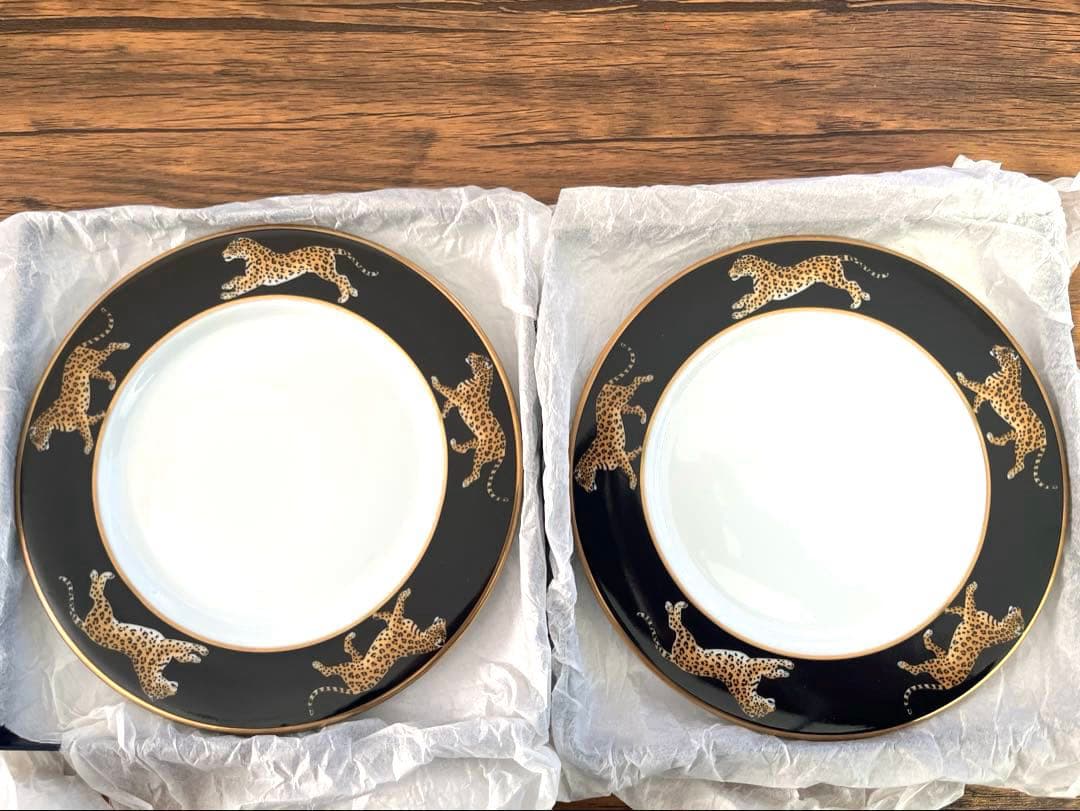 【未使用・箱付】希少 リン・チェイス ジャガー・ジャングル　パン皿　2枚　レア 未使用・箱付】希少 リン・チェイス ジャガー・ジャングル パン皿 2枚