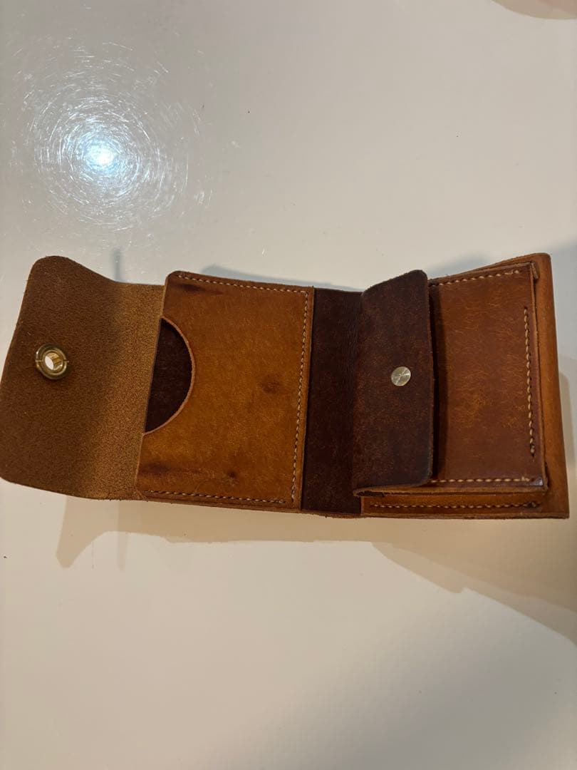 コンパクト革財布 旅するネコ ヴィアッジオ - メルカリ