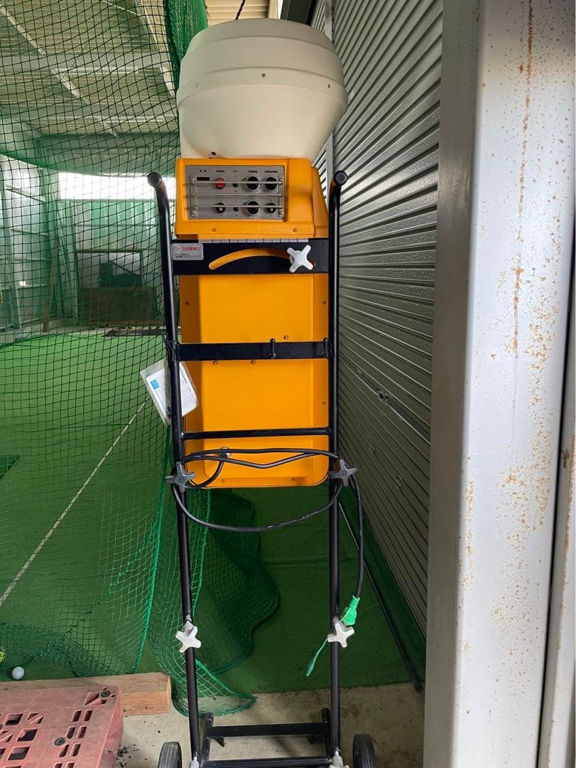 バリアス 軟式ピッチングマシン VS-3000S II】ボール80個付き - メルカリ