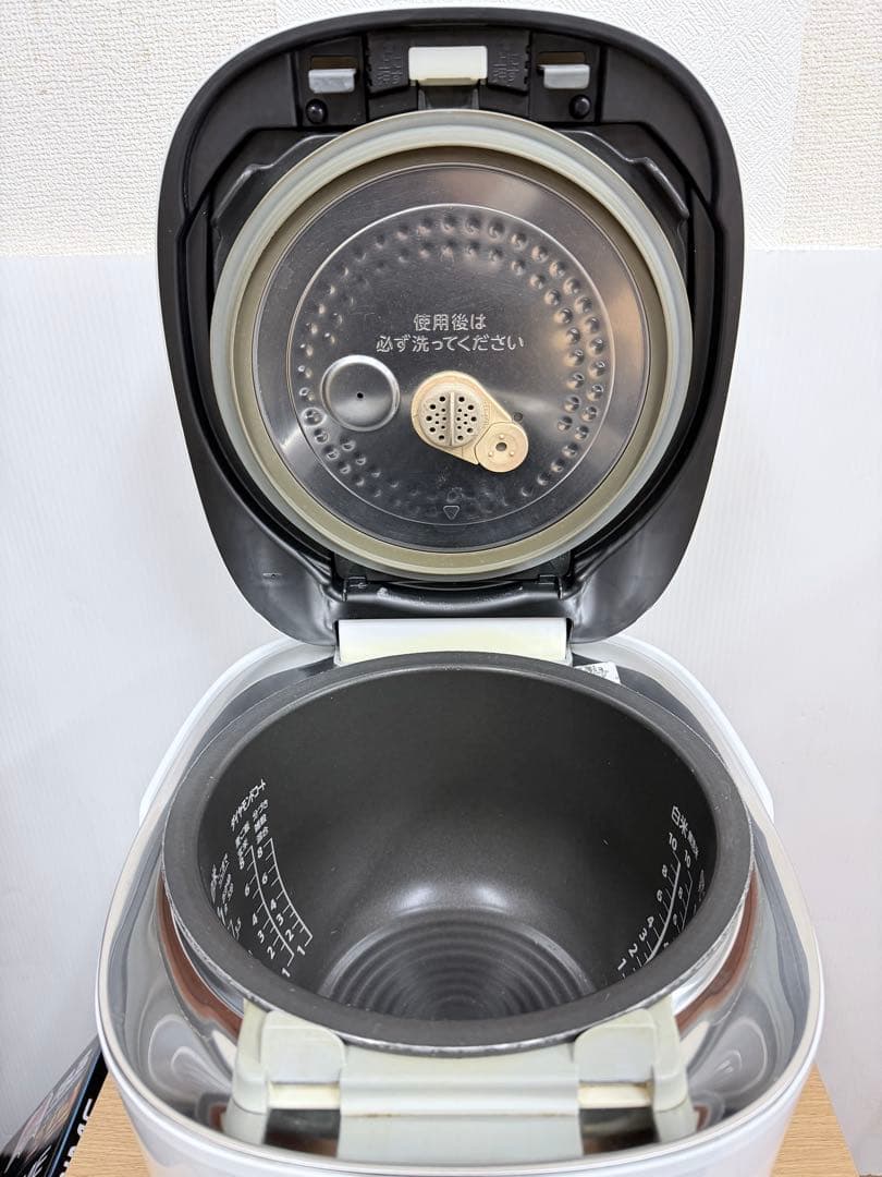 TOSHIBA 東芝 IHジャー炊飯器RC-18VXN 1.8L 2020年製