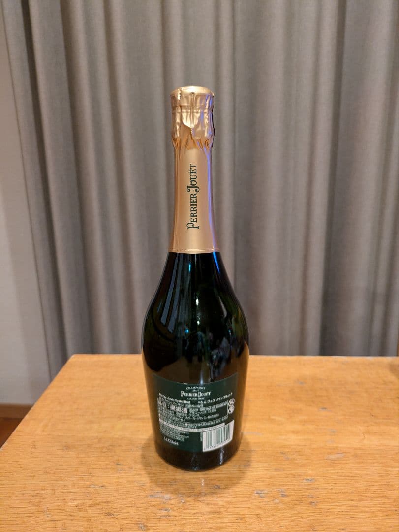 新品・未開封・正規品】ペリエ・ジュエ グランブリュット 9本セット