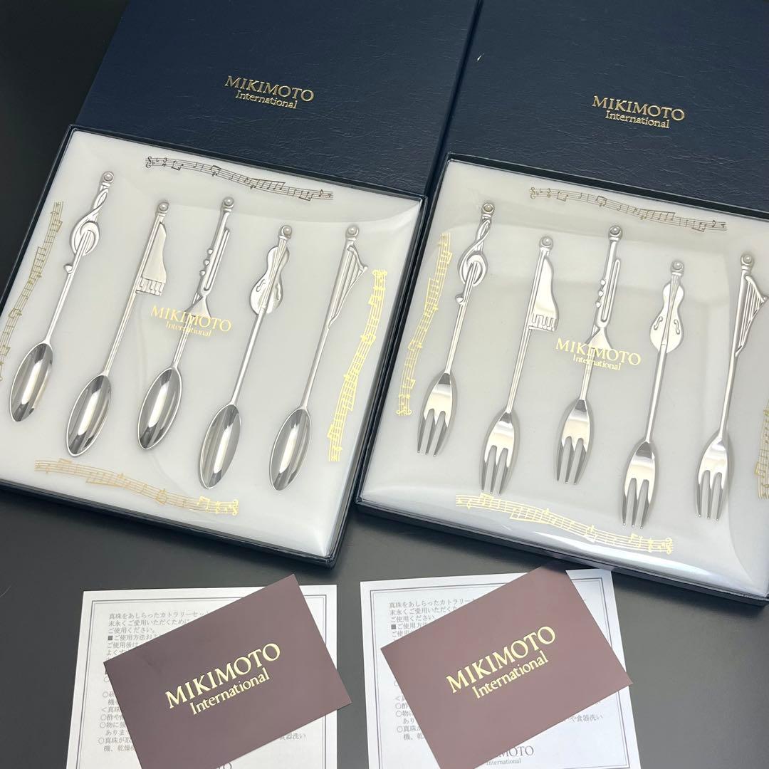 ◼︎新品未開封◼︎【MIKIMOTO】楽器デザインカトラリー　スプーン＆フォーク ミキモト MIKIMOTO カトラリー セット スプーン 真珠 音楽 楽器 音符