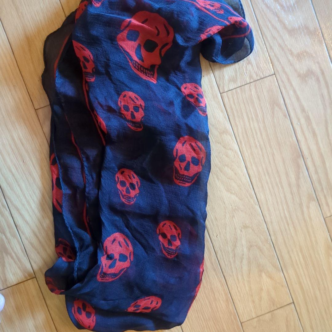 アレキサンダーマックイーン大人気ストール - メルカリ