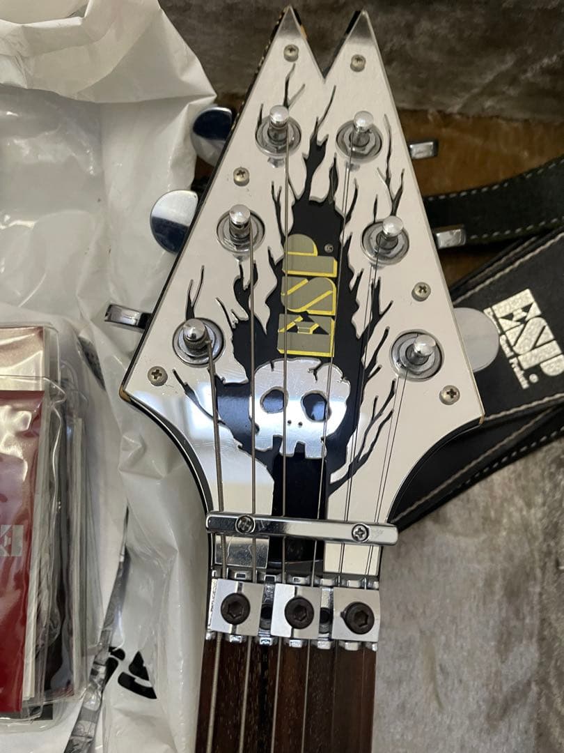 亀*宏様 ESP SUSSYモデル ハレンチV 中古 音出た 要メンテナンス エ