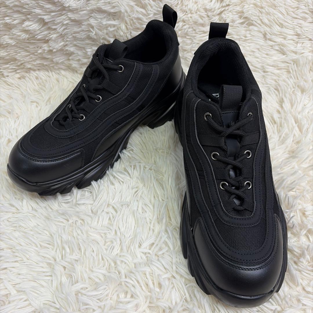 ELLUV/エルヴ】+7cmボリュームハイソール 厚底スニーカー 黒 - メルカリ