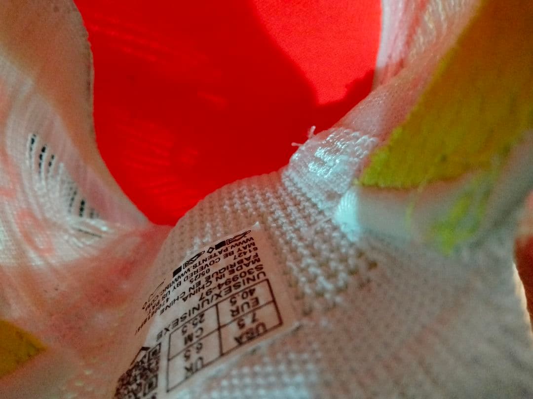 サッカニー エンドルフィンエリート2 25.5cm