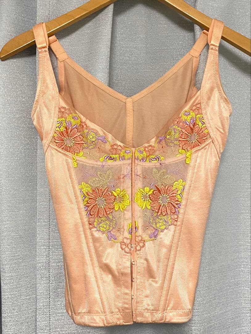 マルコ モンマリエ コントロールキャミソール（70）&ロングガードル（M