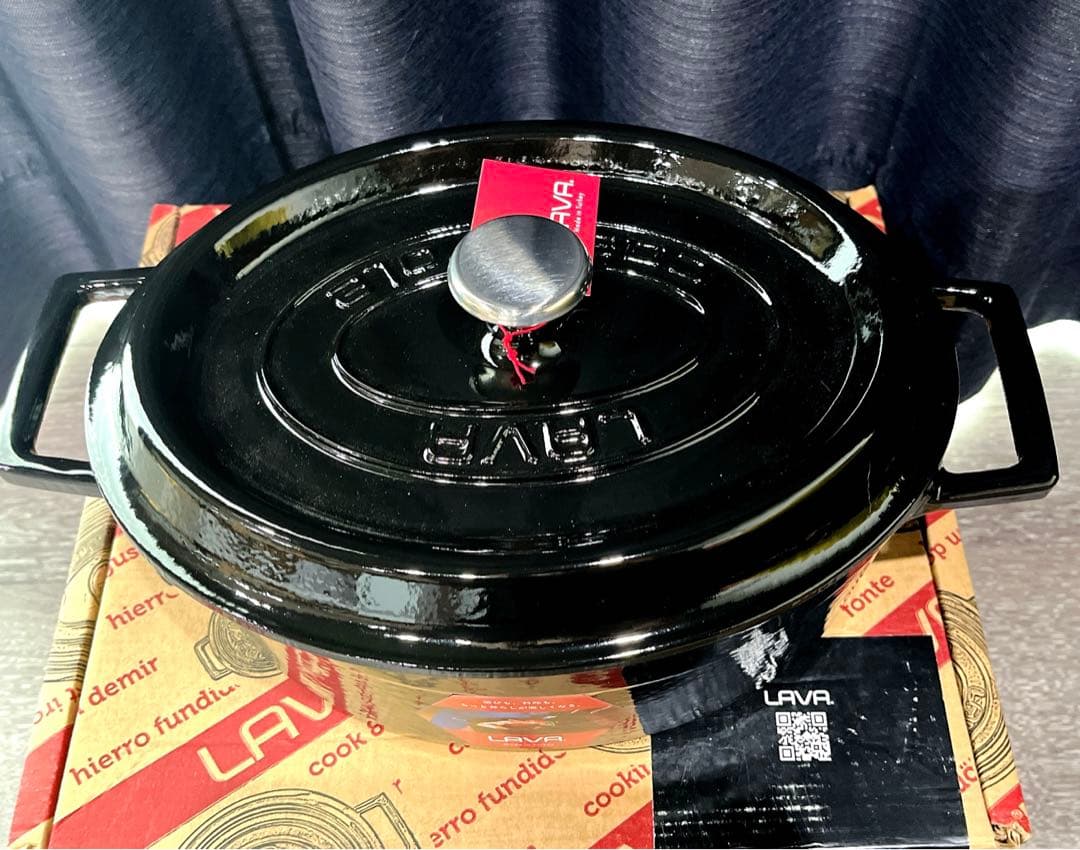 LAVA ラヴァ オーバルキャセロール シャイニーブラック25cm - メルカリ