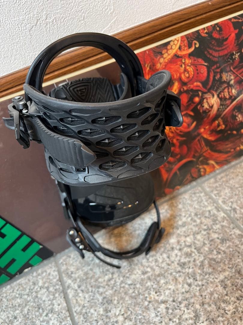 BURTON58 ドラゴン スノーボード バインディング、カバー付き【名板】