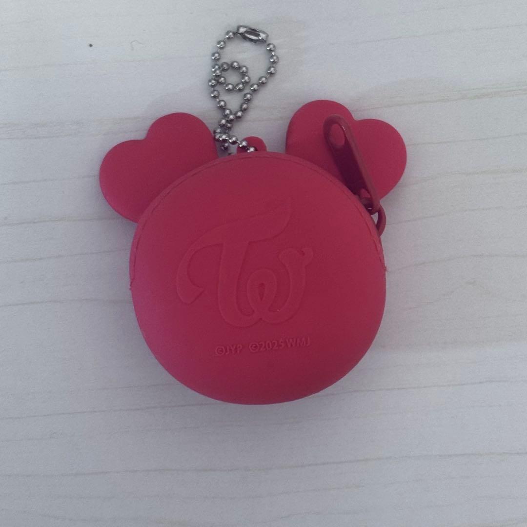 TWICE GIGO チェンブリー シリコンミニウォレット - メルカリ