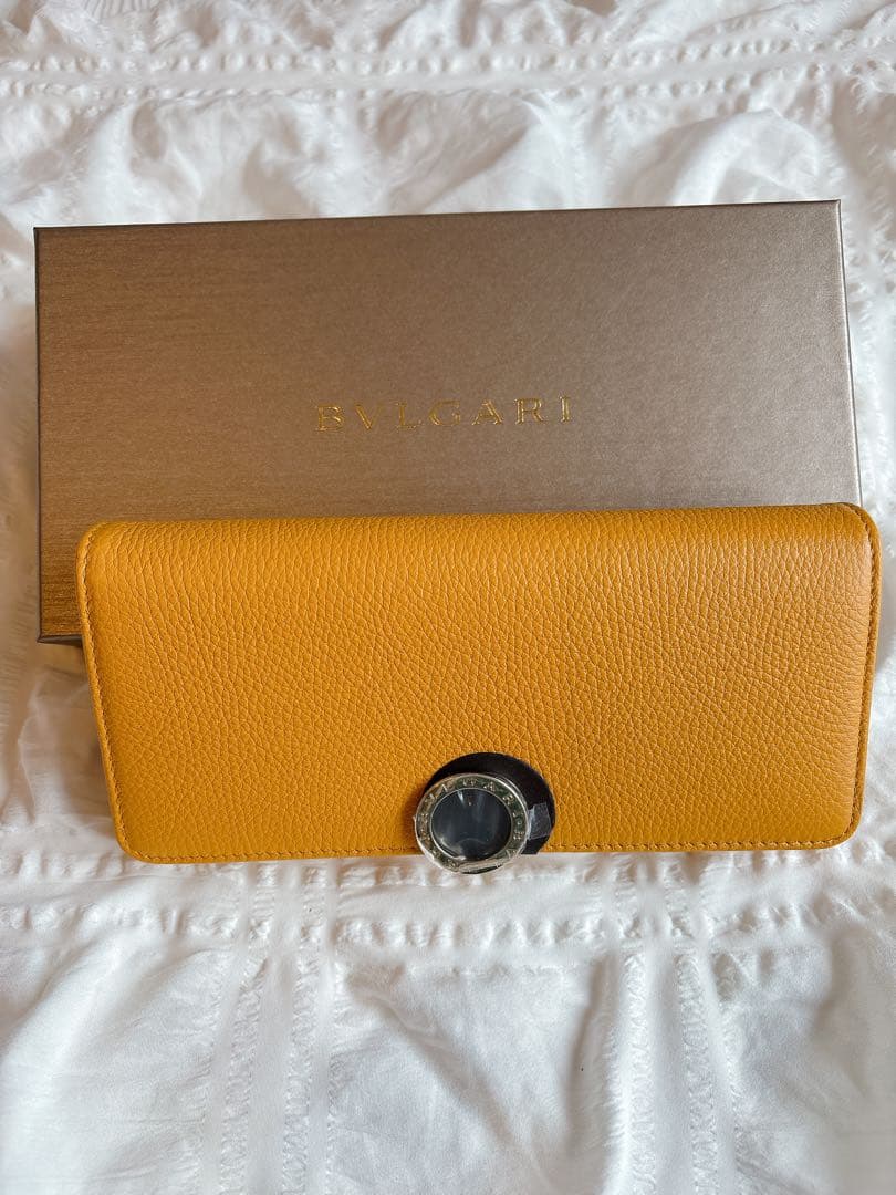 ☆新品未使用☆ BVLGARI 二つ折り長財布 SAFFRON AMBER - メルカリ