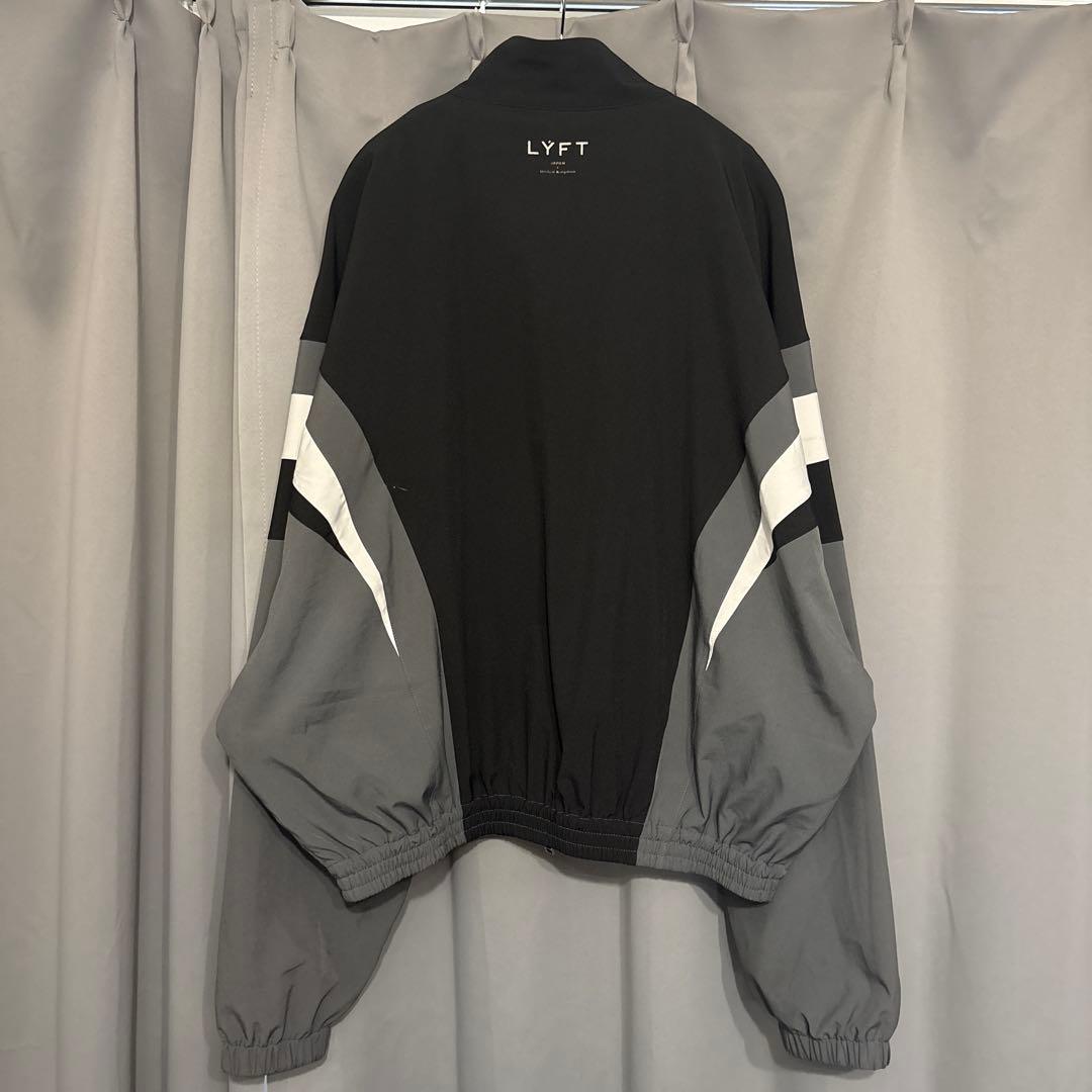 LYFT セットアップ 上下 Lサイズ バラ売り⭕️ - メルカリ