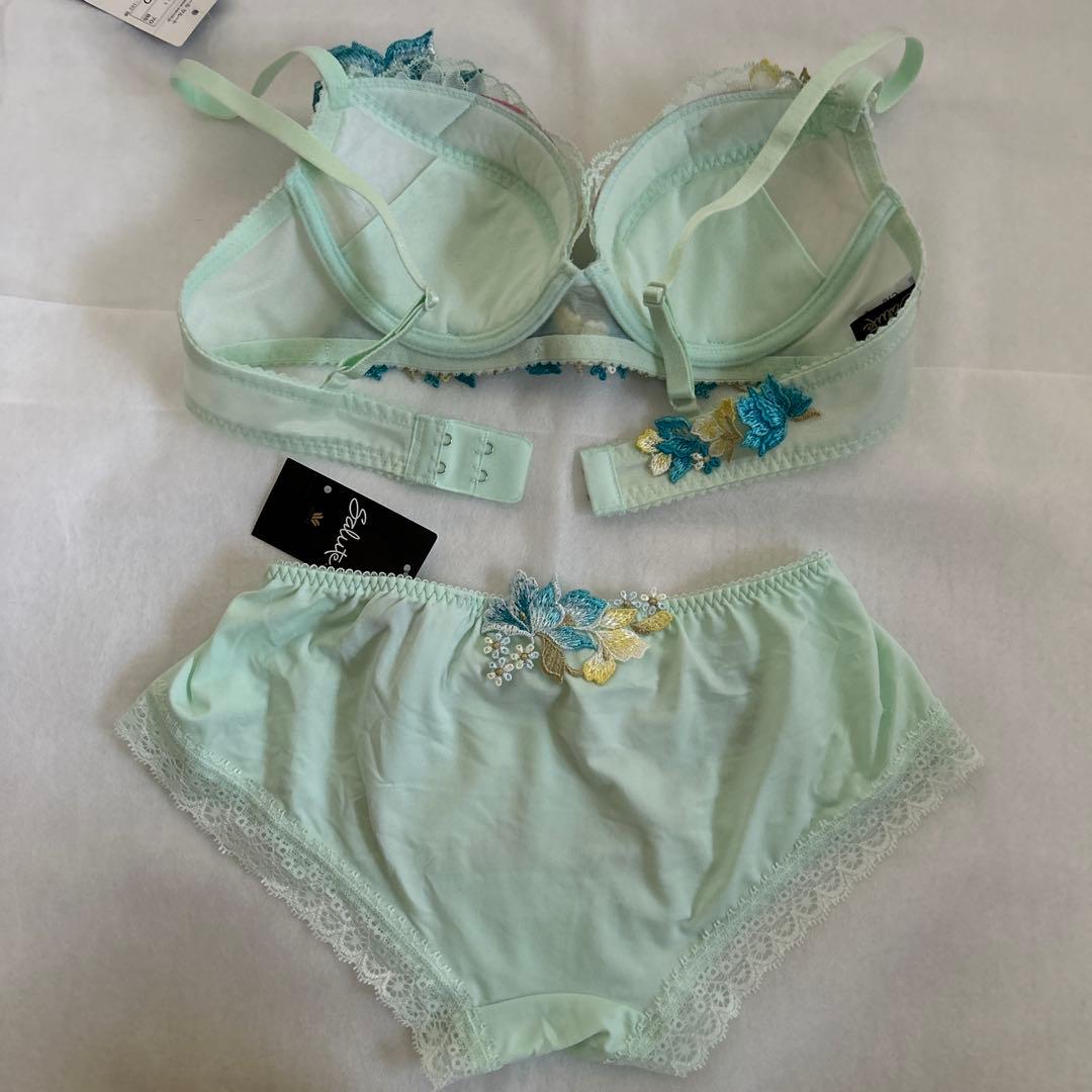 ワコール サルート ブラジャー ショーツ C70M - メルカリ