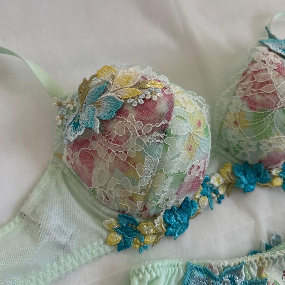 ワコール サルート ブラジャー ショーツ C70M - メルカリ