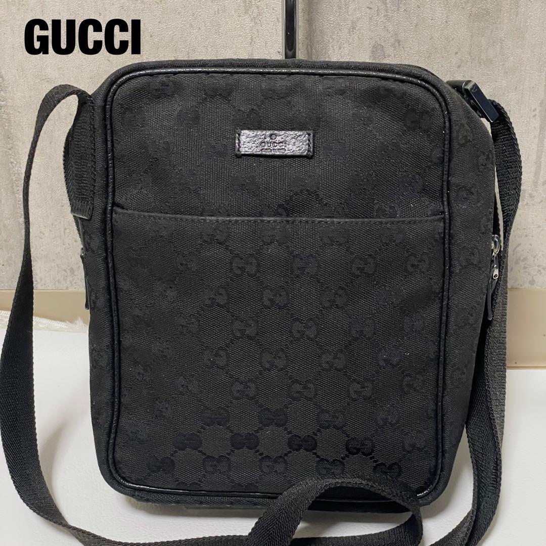 GUCCI ショルダーバッグ サコッシュ GGキャンバス レザー 金具