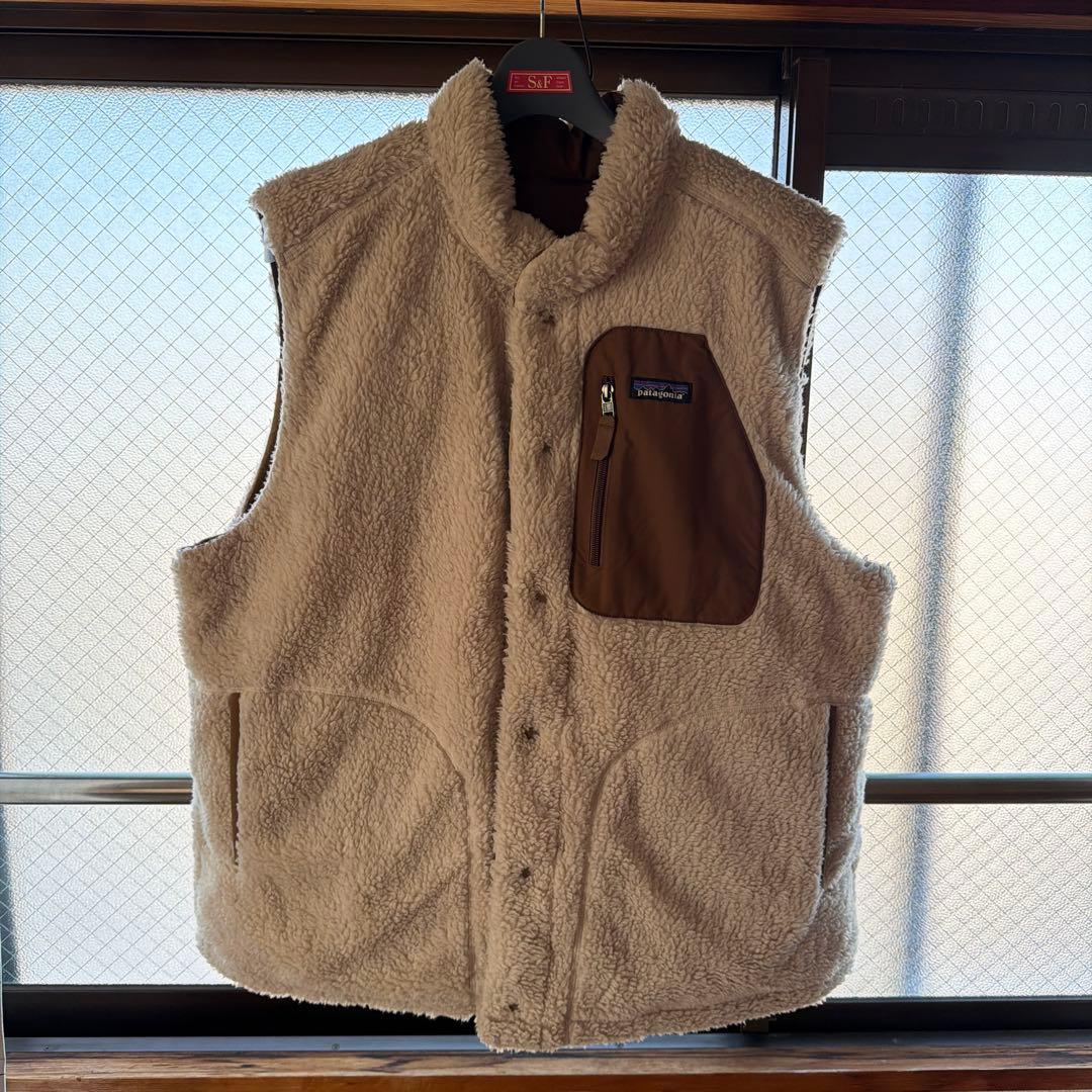 patagonia ダウンベスト ベージュ/ブラウン リバーシブル パタゴニア