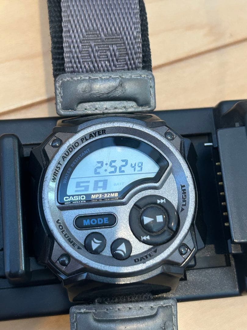 最終価格！動作品！CASIO WMP-1 充電器セット - メルカリ