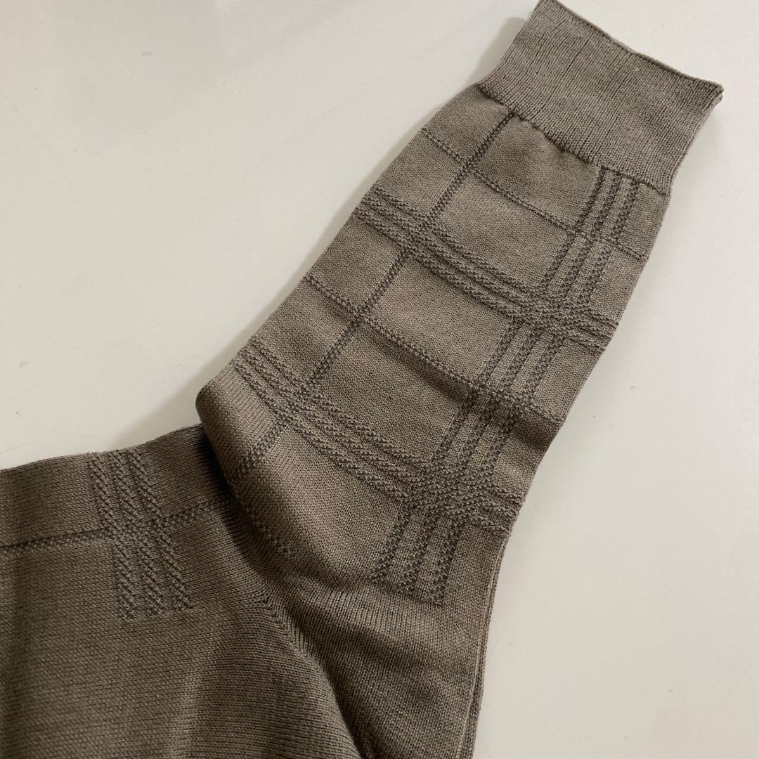 BURBERRY ブラウン チェック柄 ソックス - メルカリ