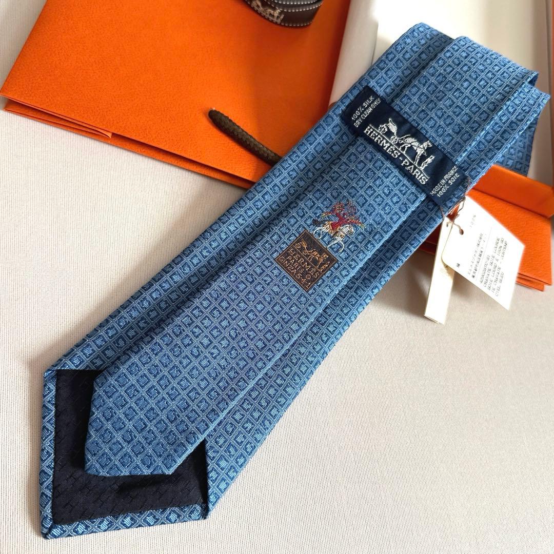 専用出品です。　　　エルメス ネクタイ《コンテンポラリー》新品 未使用