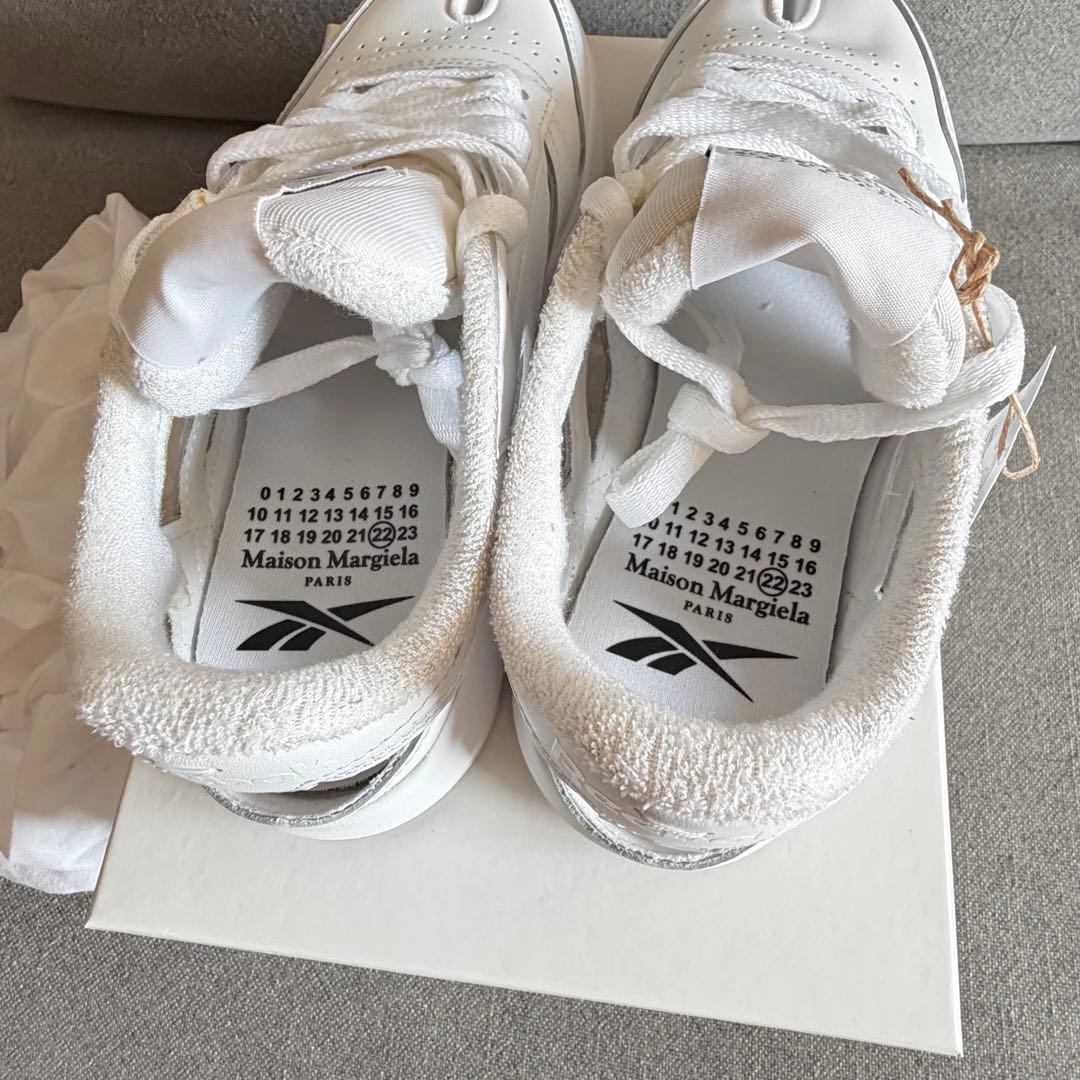 新品】メゾンマルジェラ×リーボックホワイトクラシックレザー24cm/US6