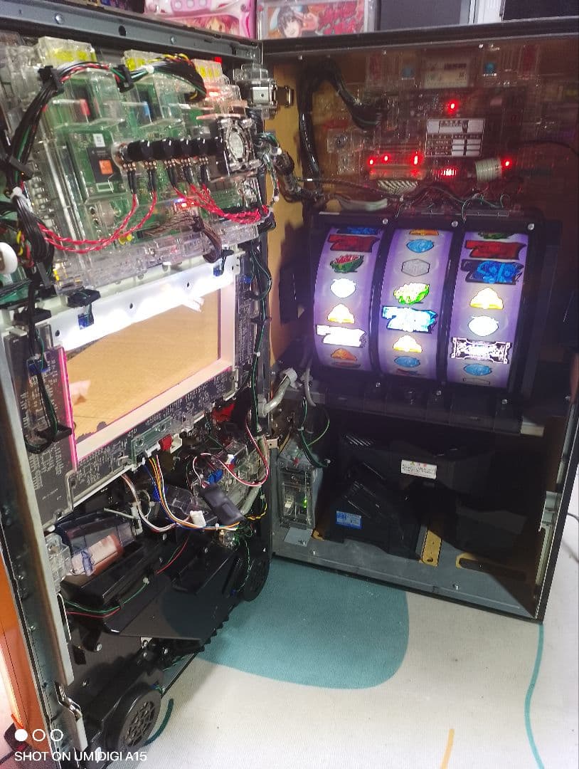 ダンまち 初代 不要機付き パチスロ 実機 - メルカリ