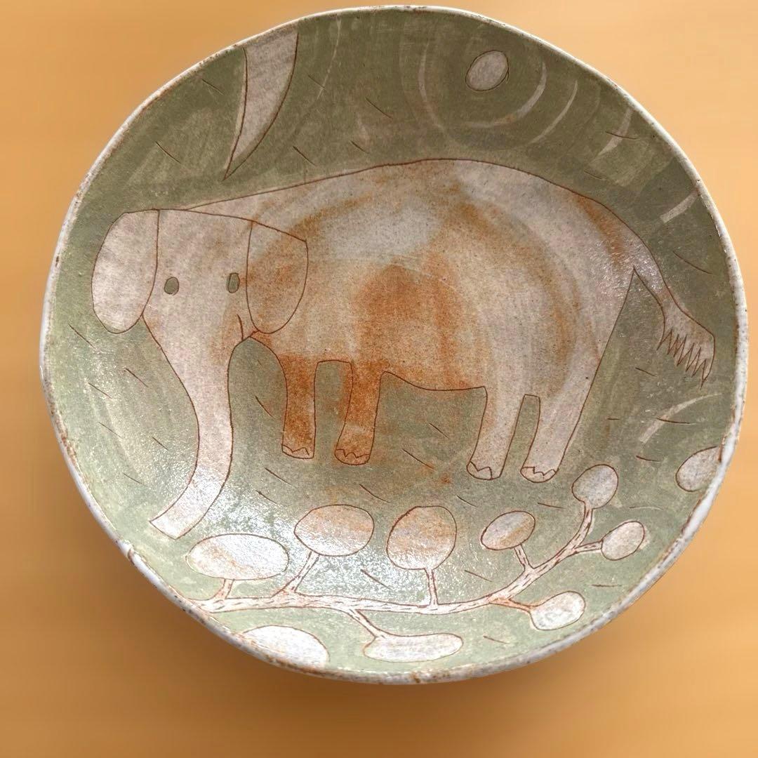 タ*リ様 お値下げ！鹿児島睦　ゾウ　作家器 2026年最新】鹿児島睦 器の人気アイテム - メルカリ