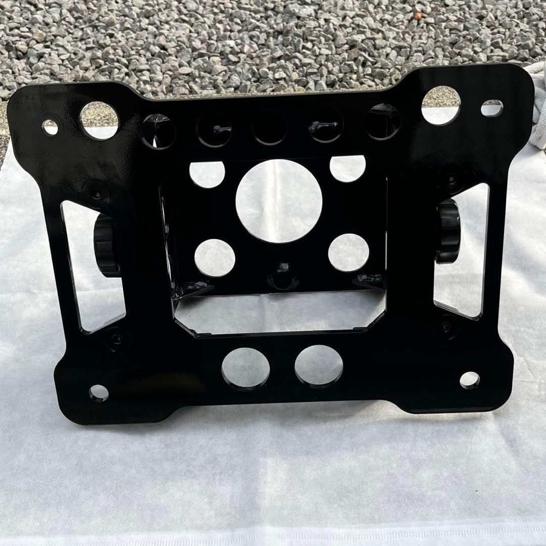 美品 アピオ ジムニー JB64 スペアタイヤブラケット 車検対応 - メルカリ